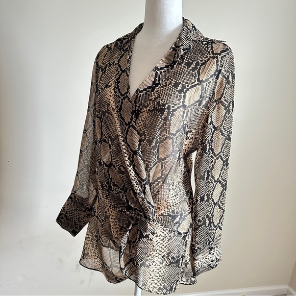 ZARA WOMAN Leopard Print Blouse – Size L - Picture 2 of 7